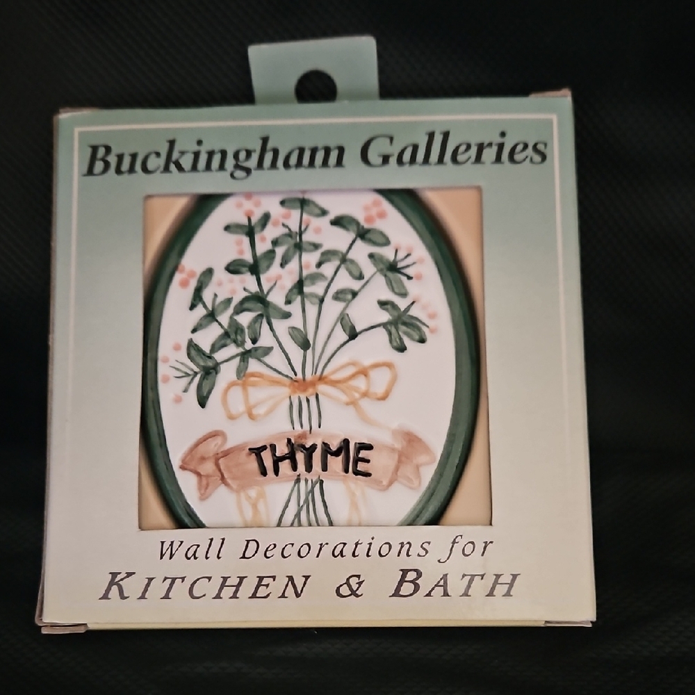 Wall Decoration for Kitchen or Pantry - Green and Cream